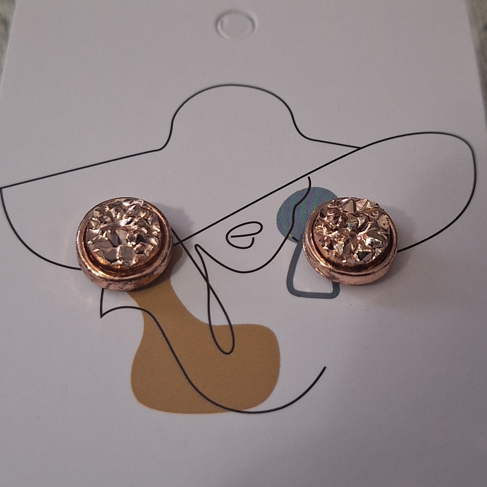 Elegant Rose Gold Druzy Look Stud Earrings